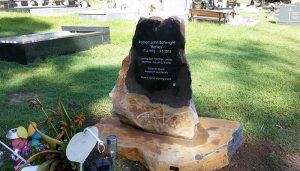 memorial stones gold coast